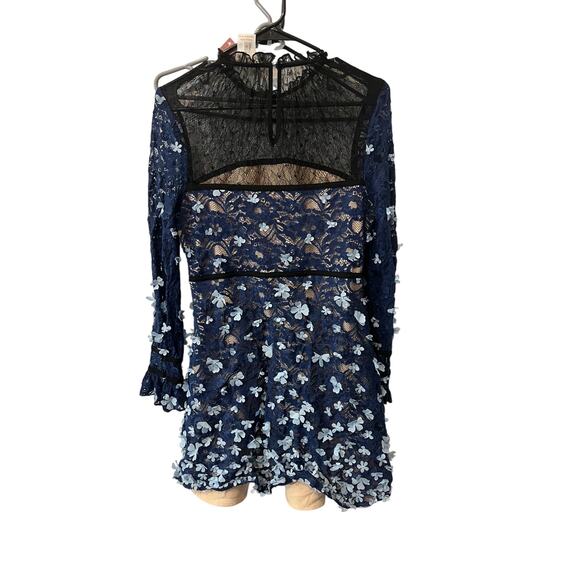 $238 foxiedox | Felicia | Crochet Lace Dress with Sheer Lace Neck Blue Size 8 - Picture 4 of 11